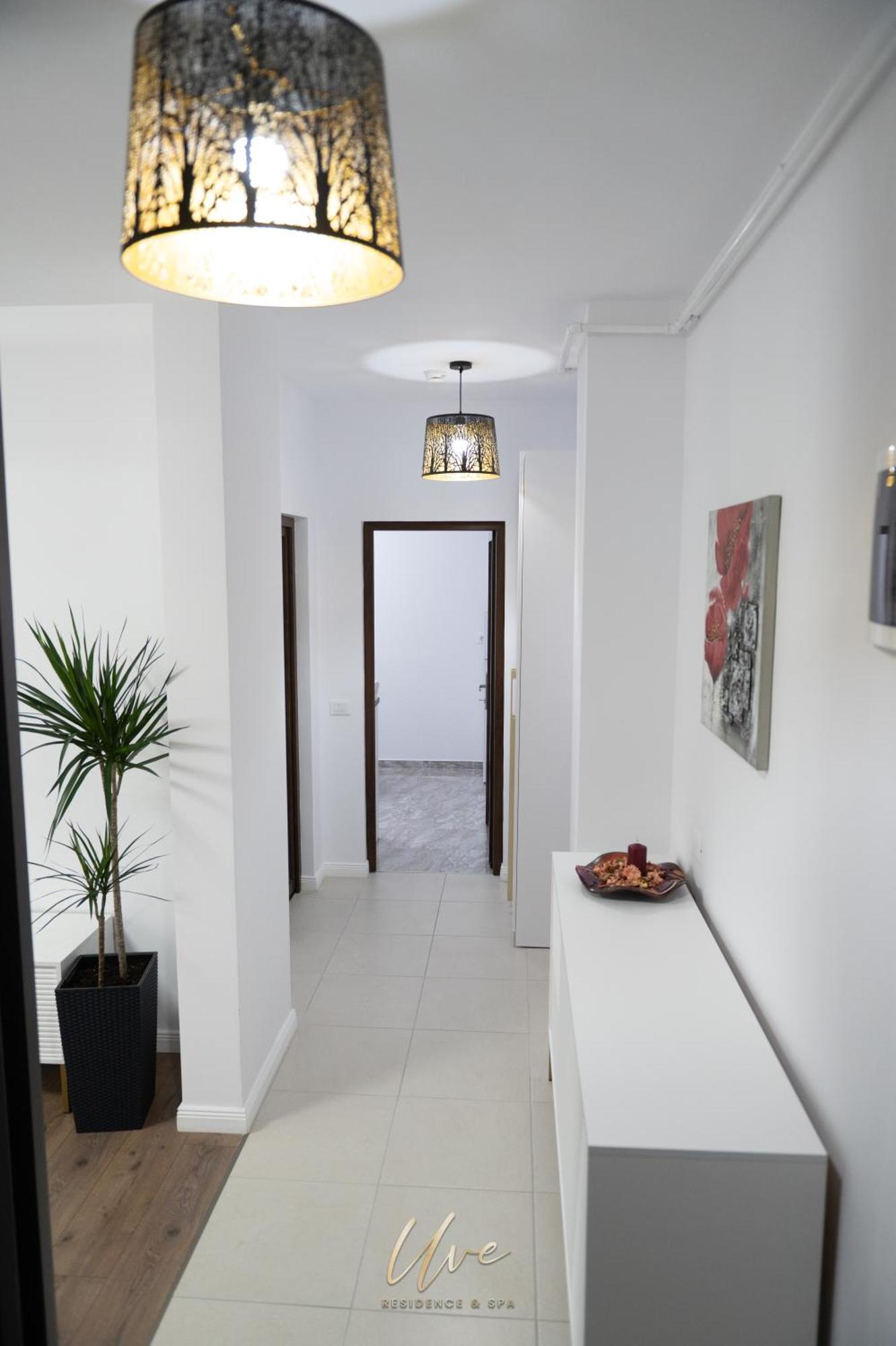 Uve Residence & Spa Piatra Neamţ Buitenkant foto